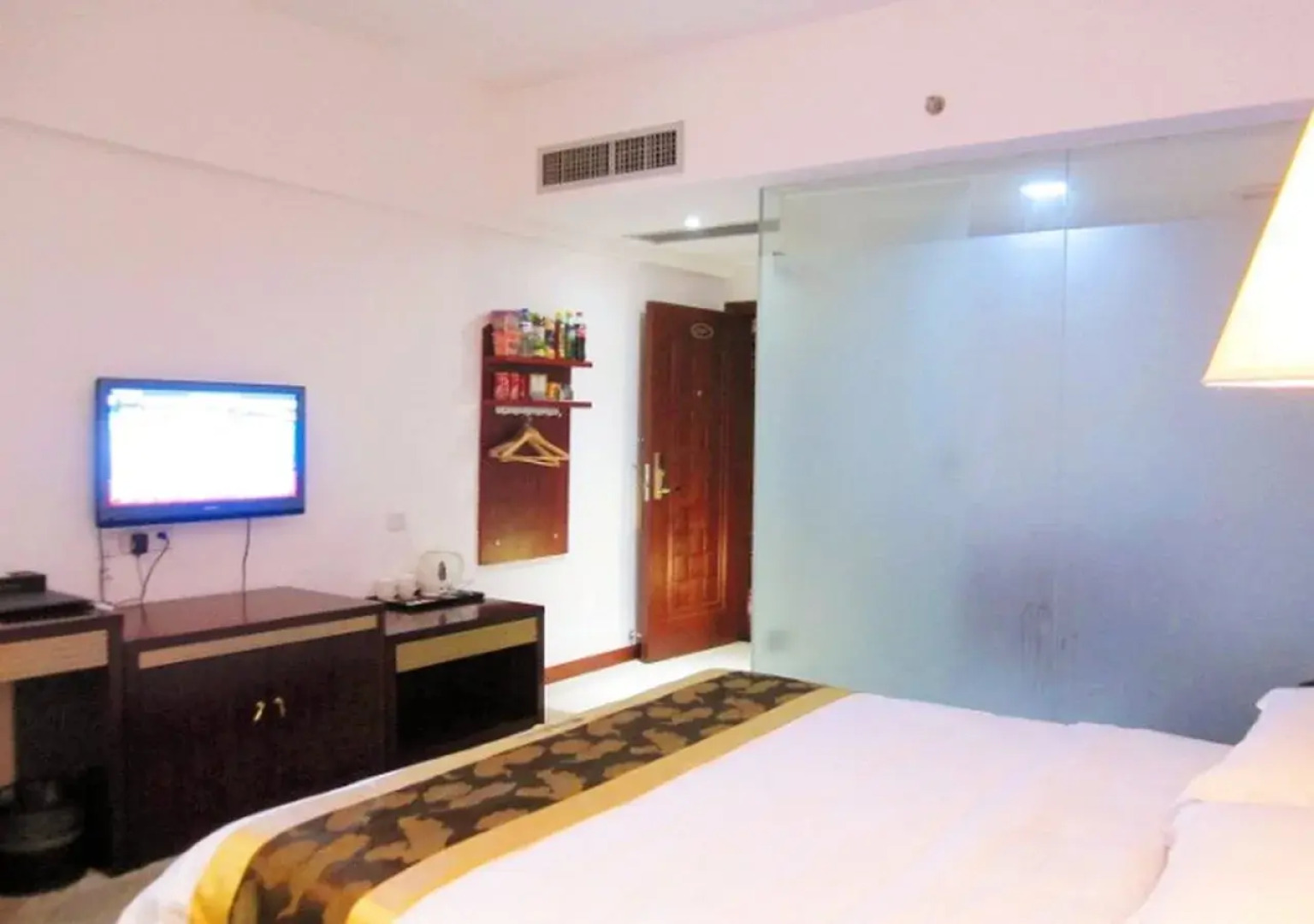 Greentree Alliance Hezhou Babu District Lingfeng Square Hotel