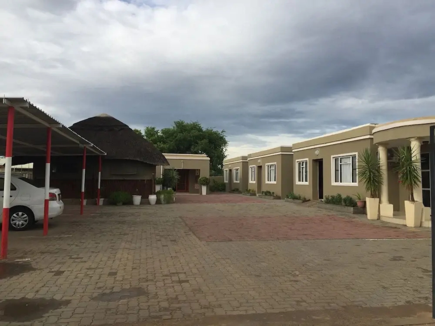 The Curve Guest House