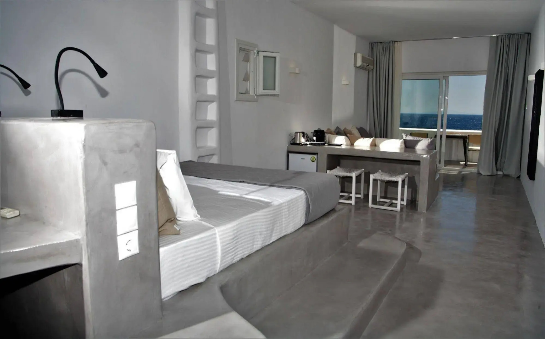 Tinos Beach Hotel