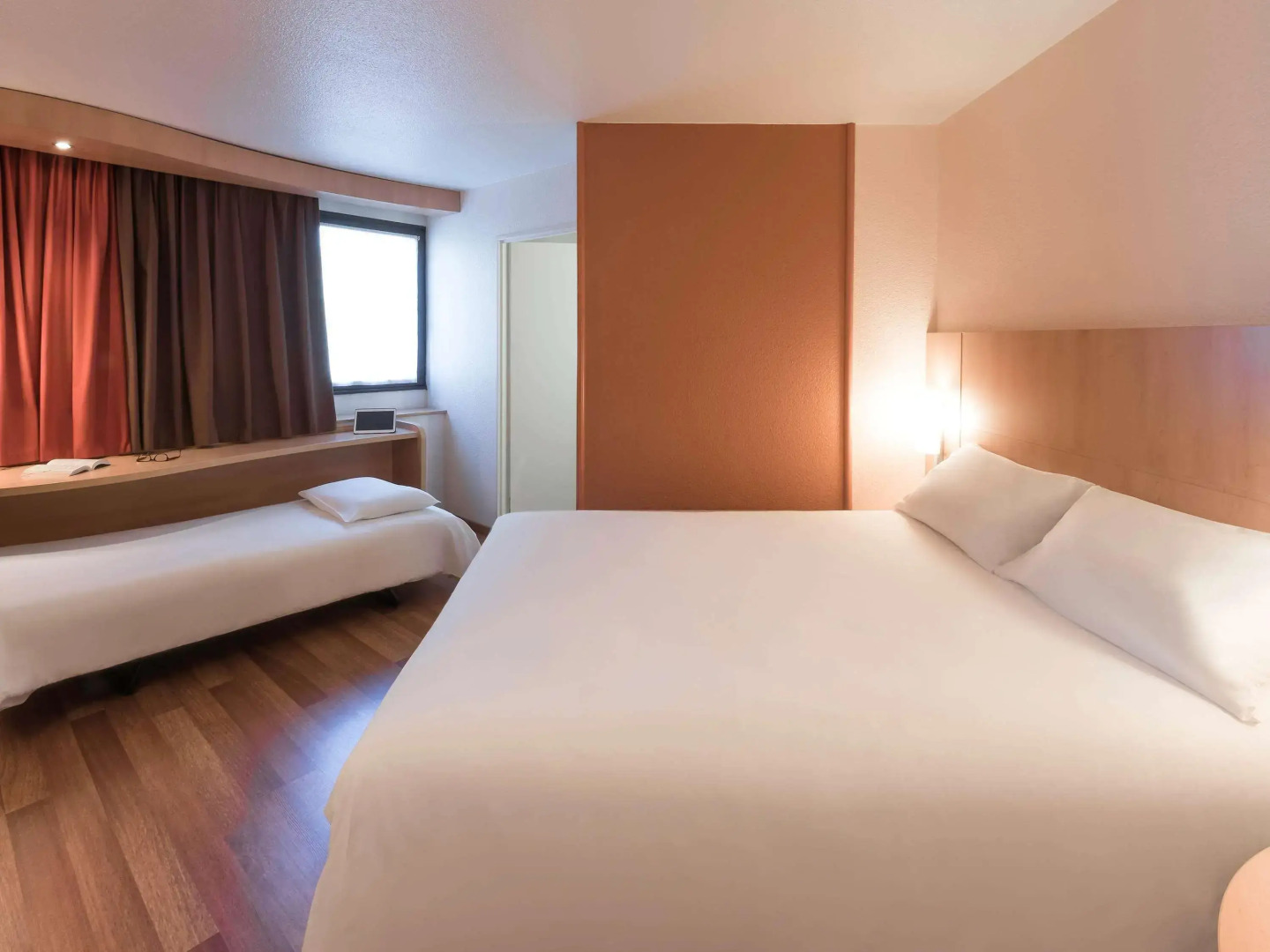 ibis Angers Centre Château