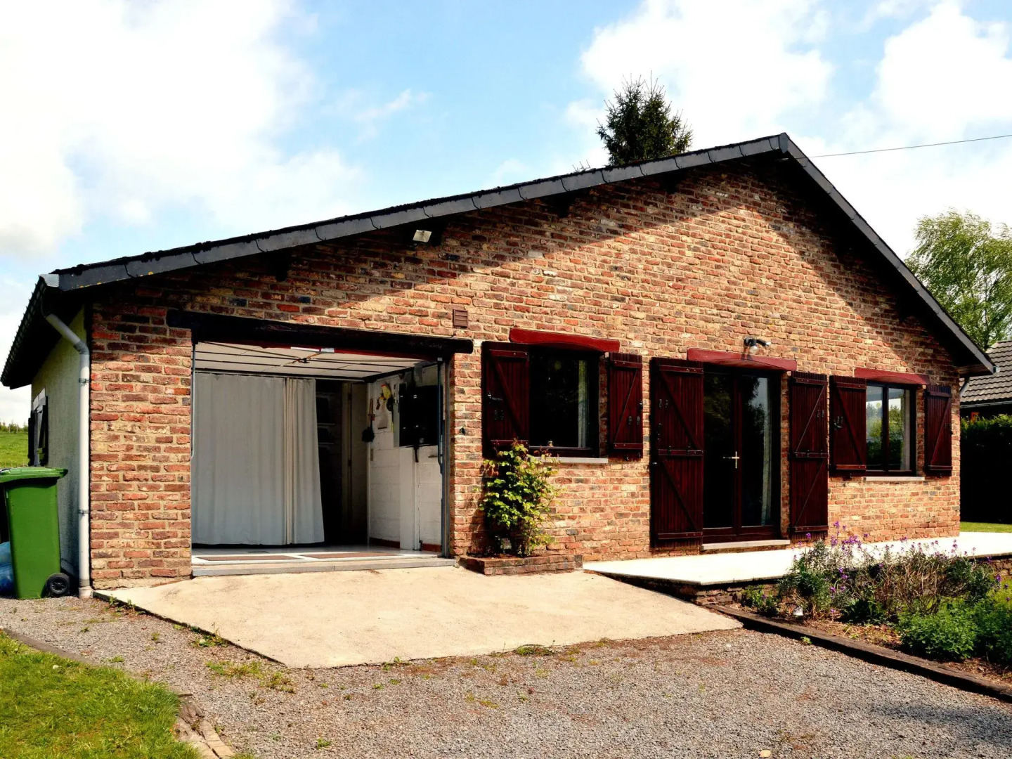 Pet Escape in Ardennes