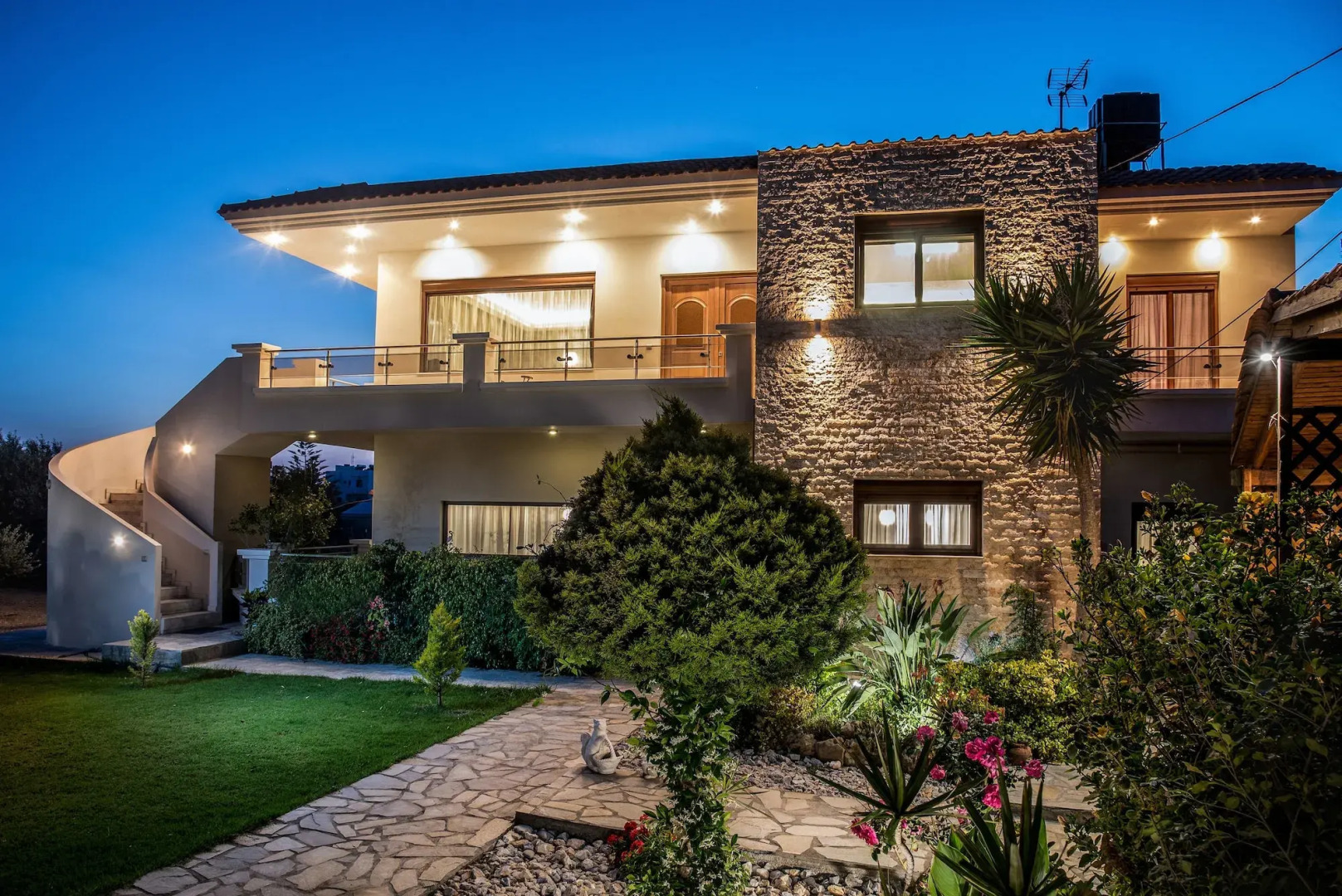 Callista Luxury Residences