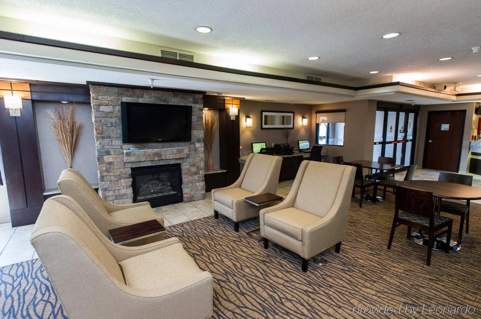 Holiday Inn Express & Suites Topeka West I-70 Wanamaker by IHG