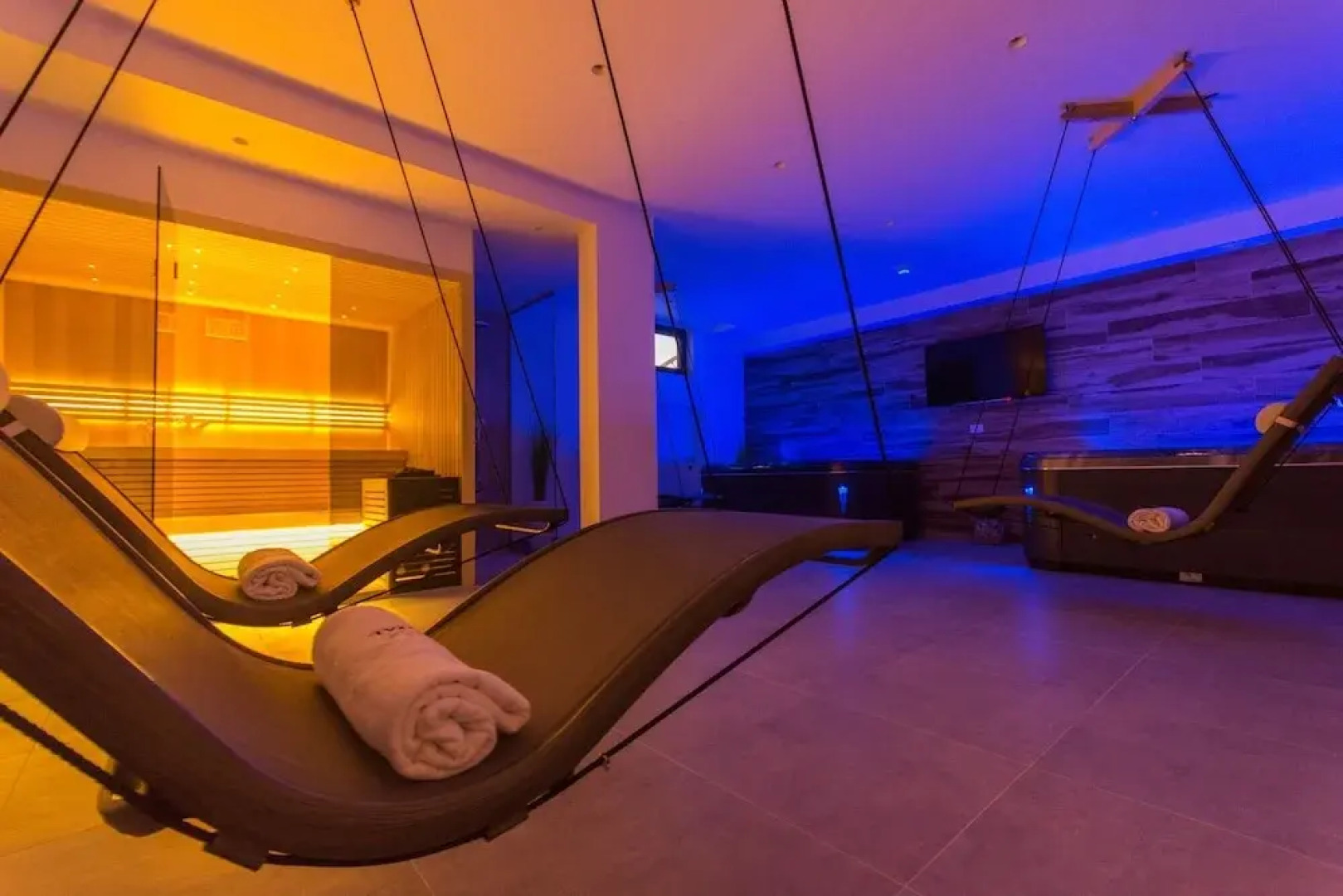 Luxury Apartments Royal M with Pool