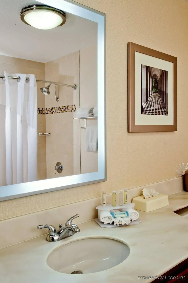 Holiday Inn Express Sacramento Convention Center