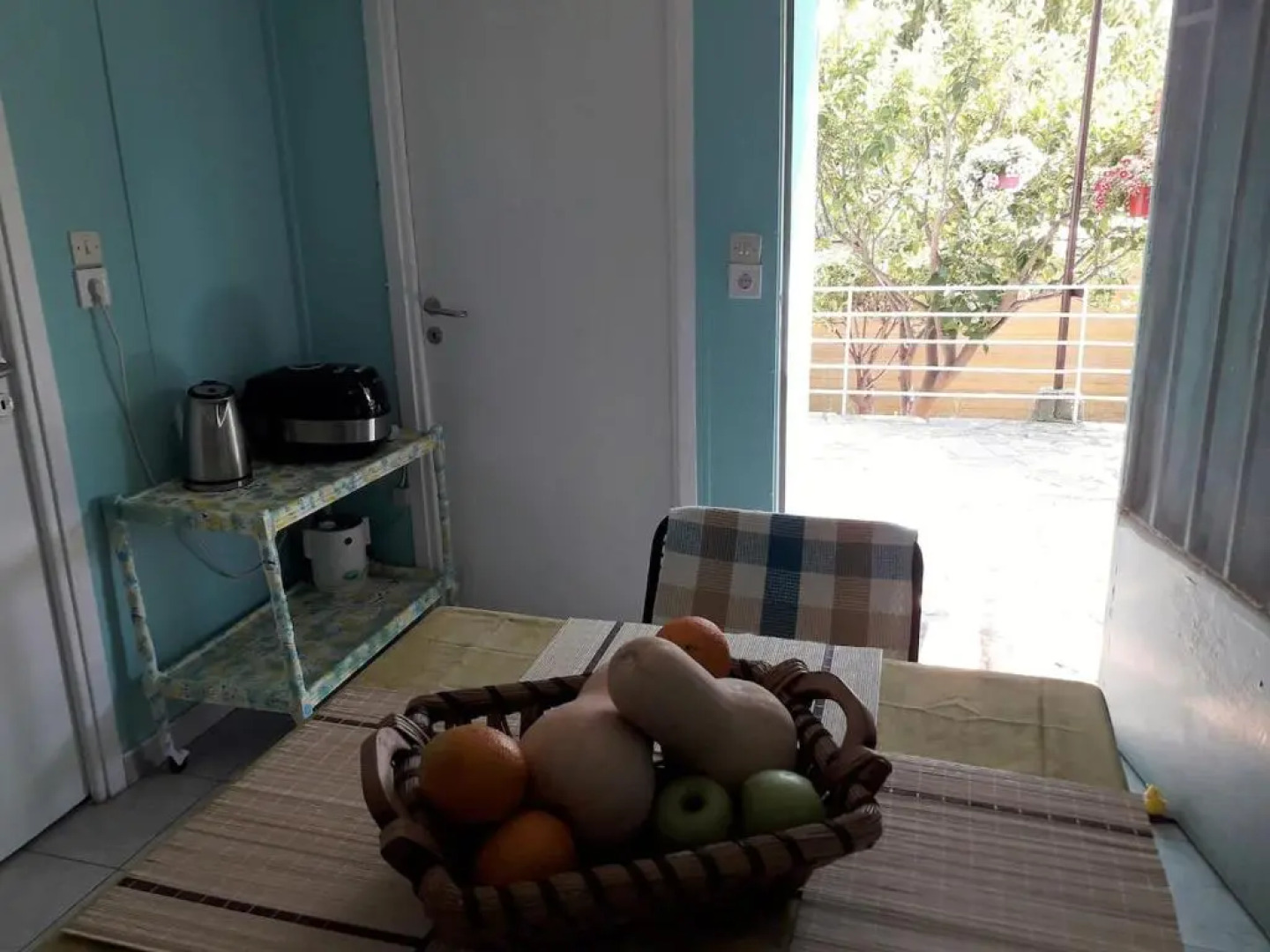 Painter's house by the beach