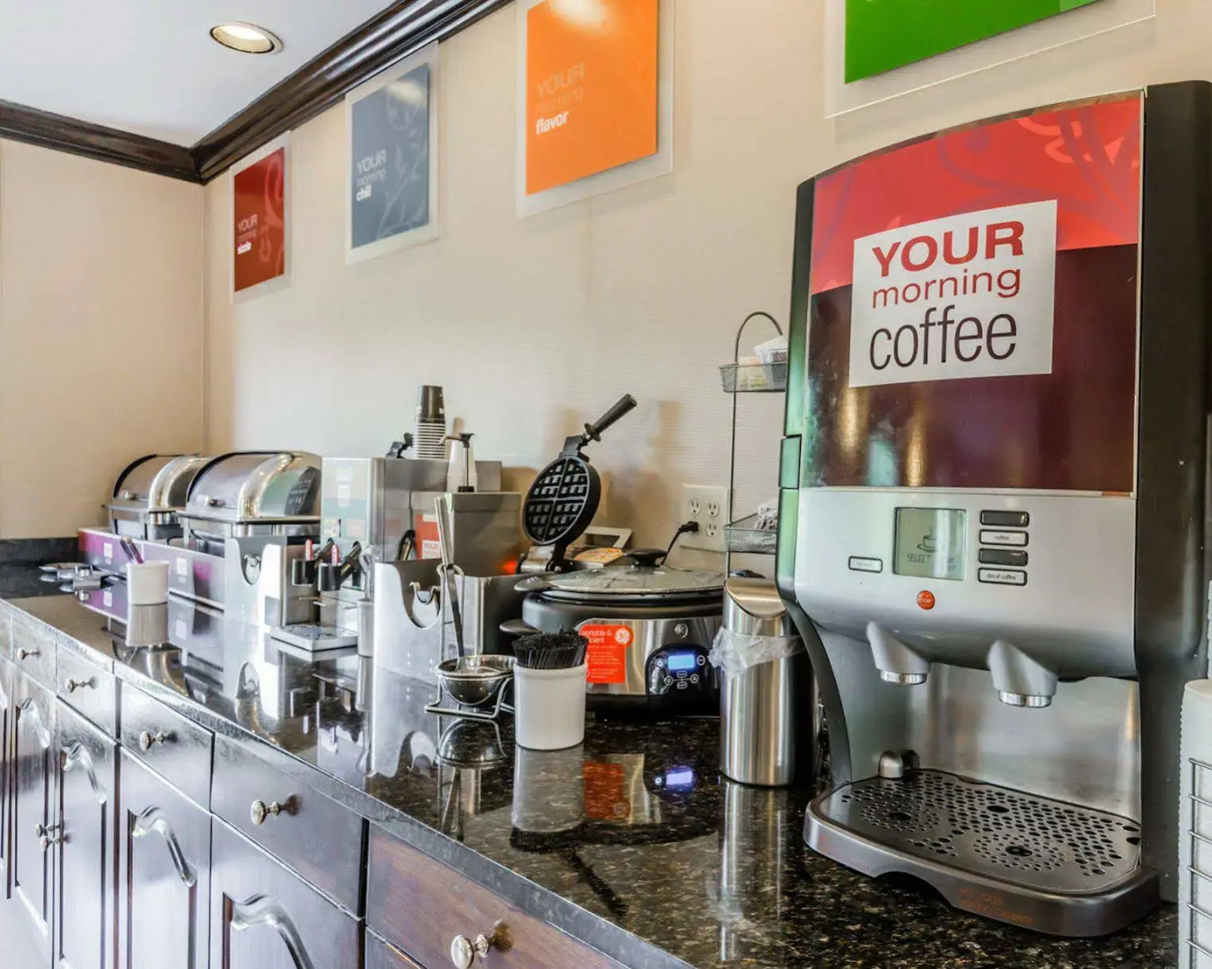 Comfort Suites Clinton near Presbyterian College