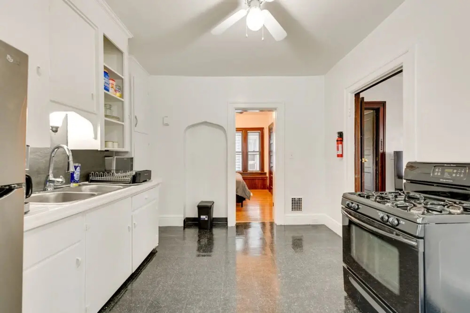 Charming Buffalo Apartment: 2 Mi to Downtown