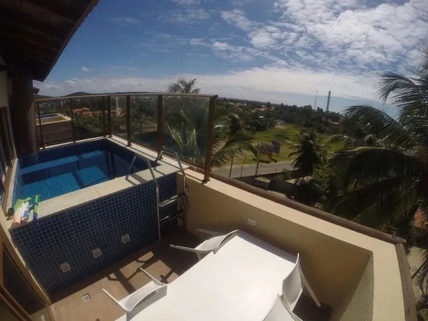 Cobertura Beira-Mar c/ Piscina Privativa – Barra Bali 417