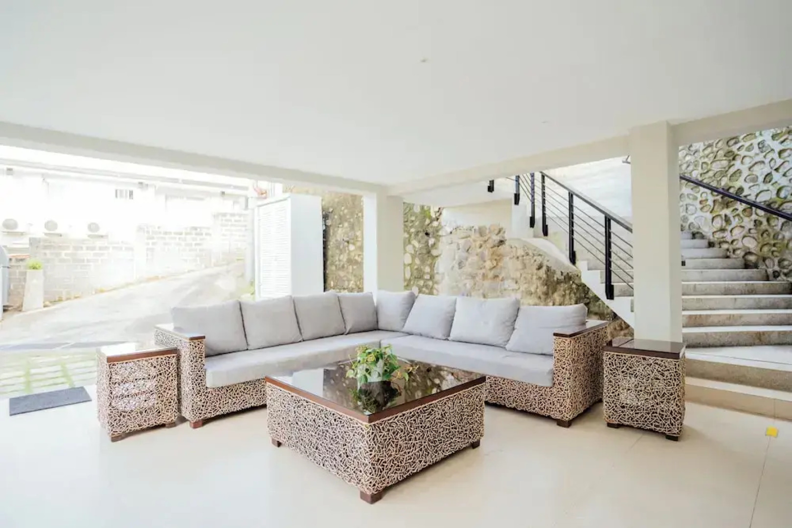 Acacia Resort and Dive Center