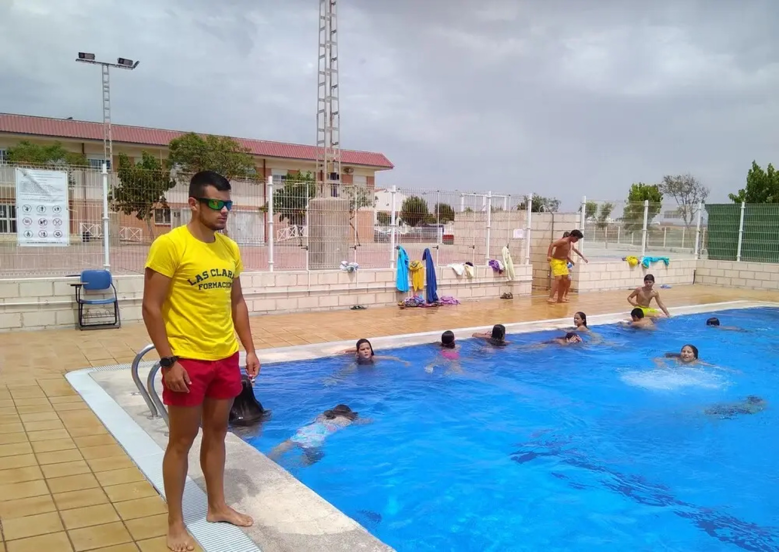 Residencia Las Claras del Mar Menor - Hostel