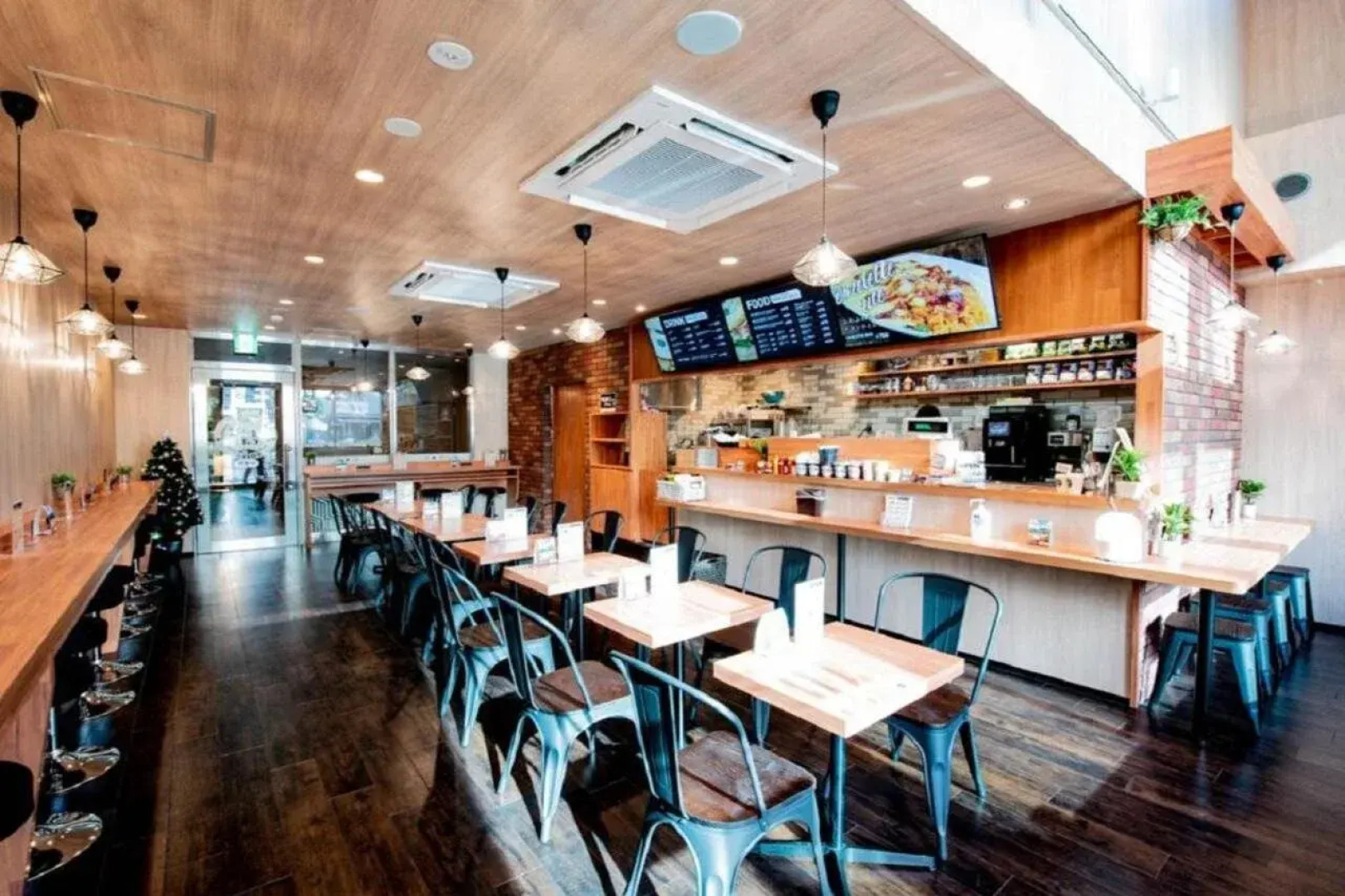 Livemax Fukuoka Tenjin-west