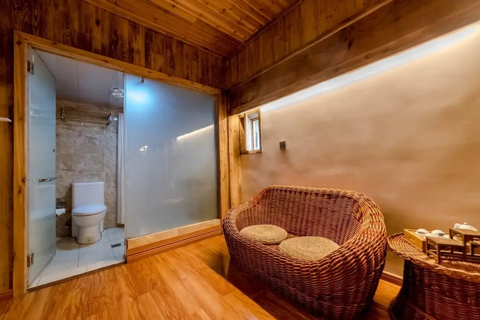 Moran huishe Travelling With hotel