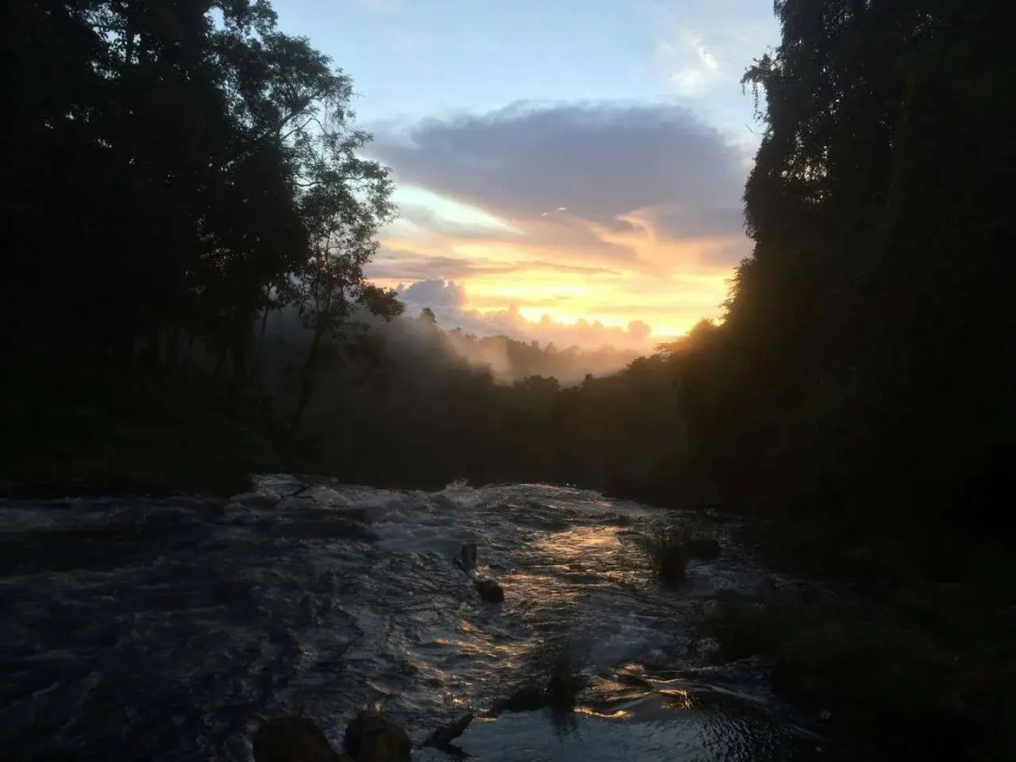 Falls View Resort Tad E-Tu