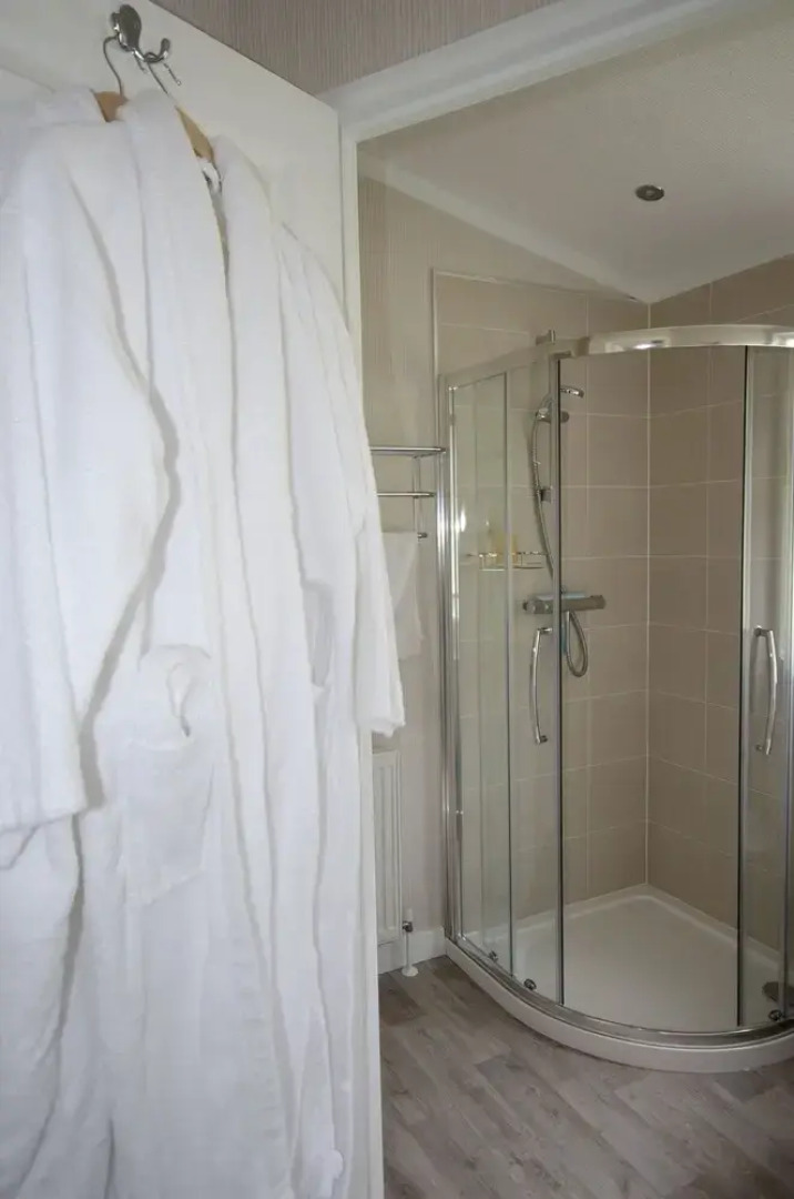 Hollicarrs - Hares Leap