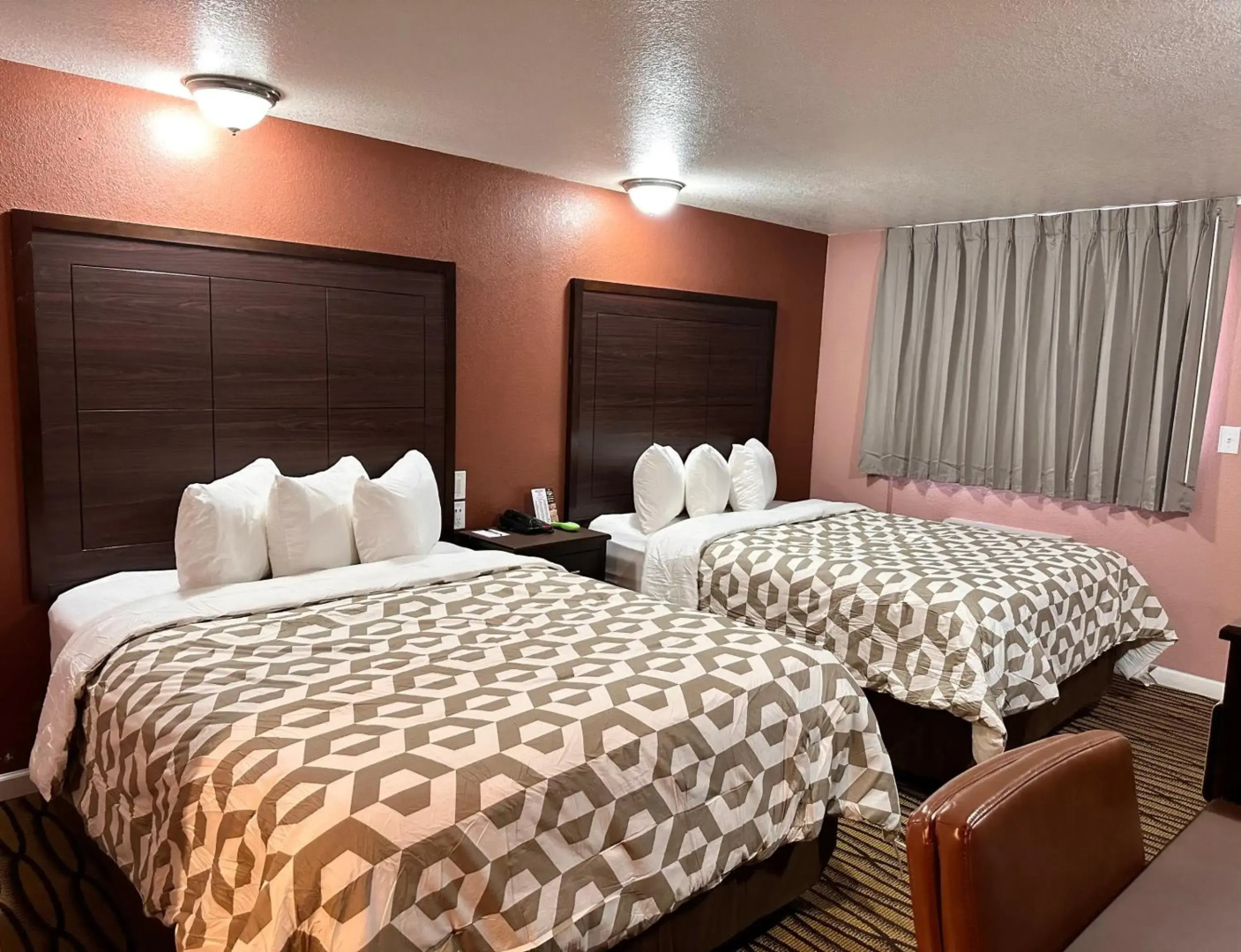 Annie Oakley Motel Oakley