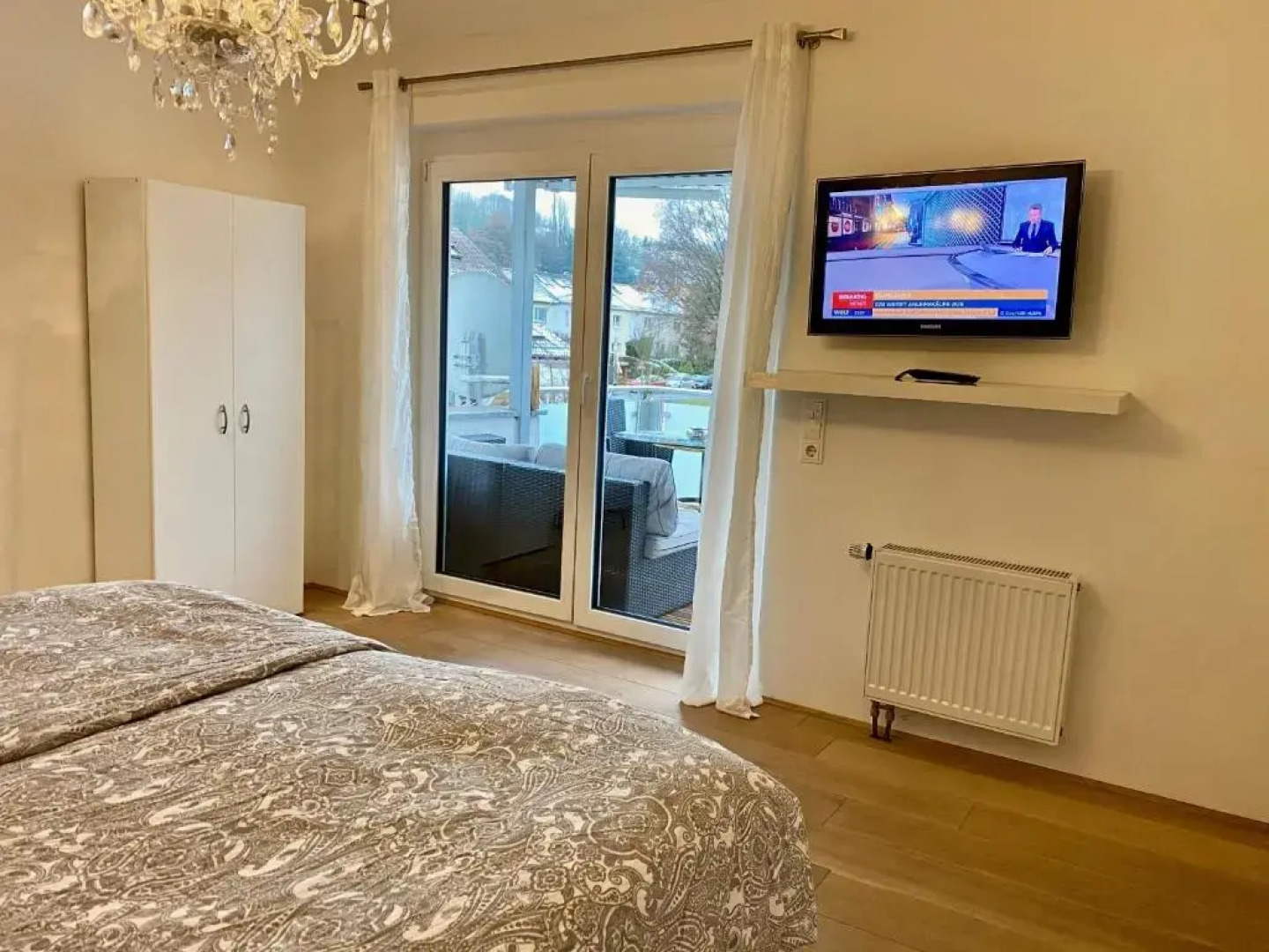 Luxuriöses Studio im Zentrum, Balkon, Kamin, Klima