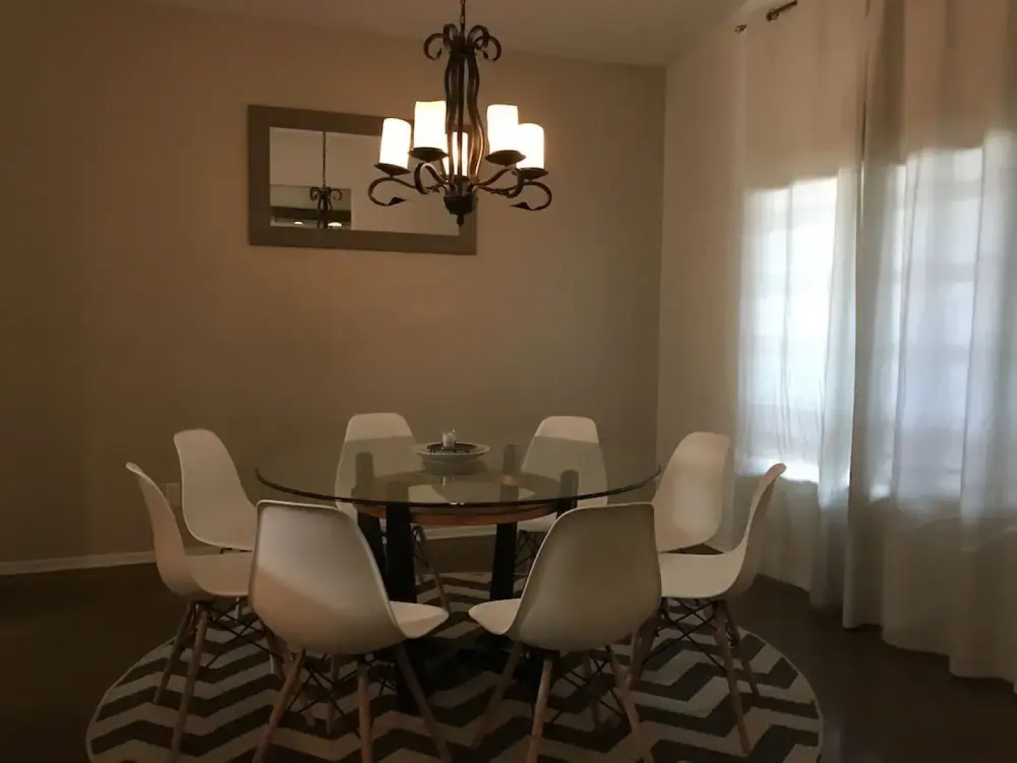 The Splash House by DeLeon Destinations Holiday home 3