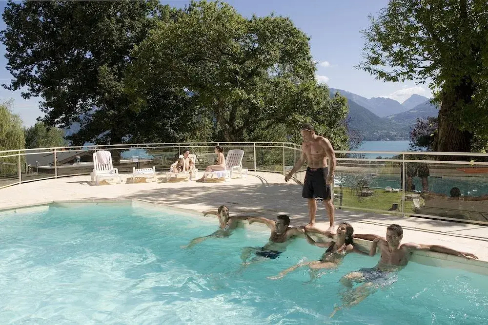 Les Balcons du lac d'Annecy - Neaclub