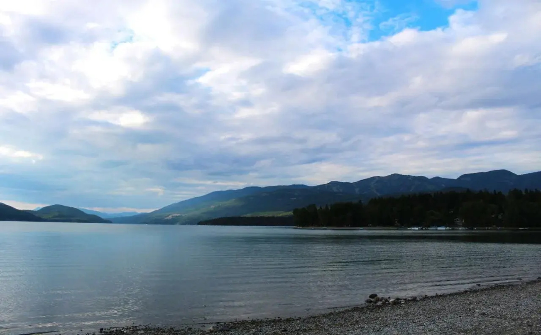 Whitefish Riverfront Hotel