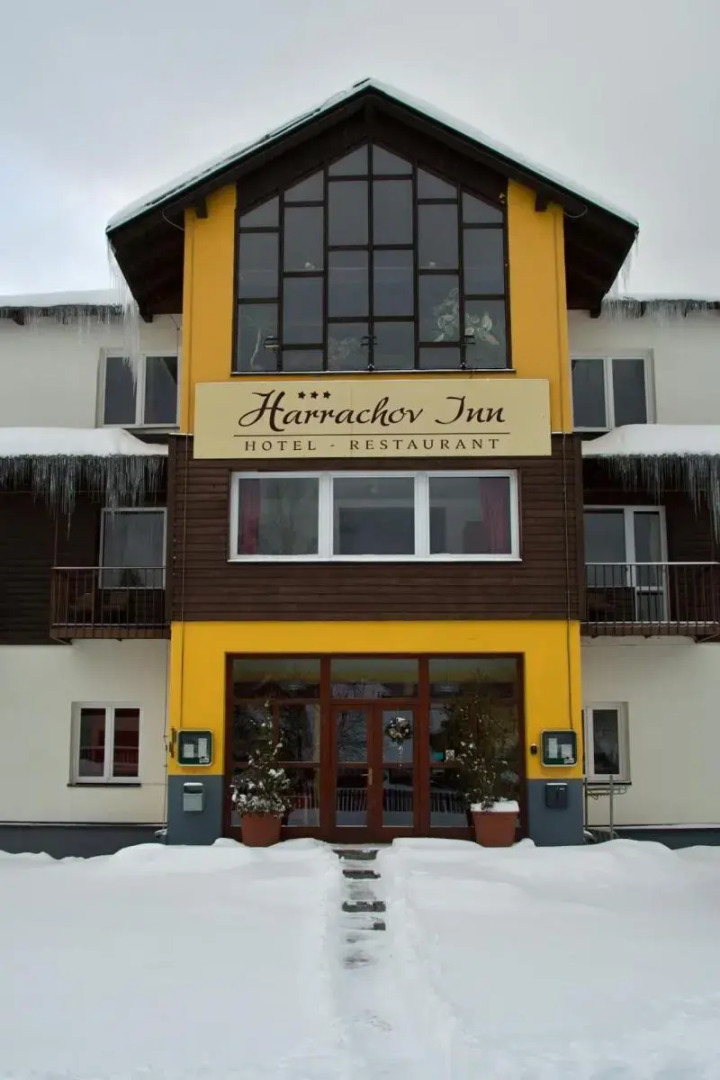 Hotel Harrachov Inn