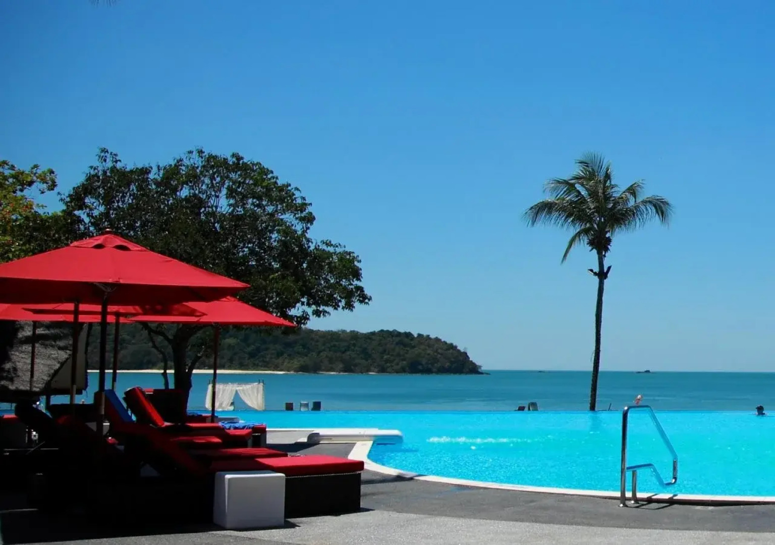 Federal Villa Beach Resort