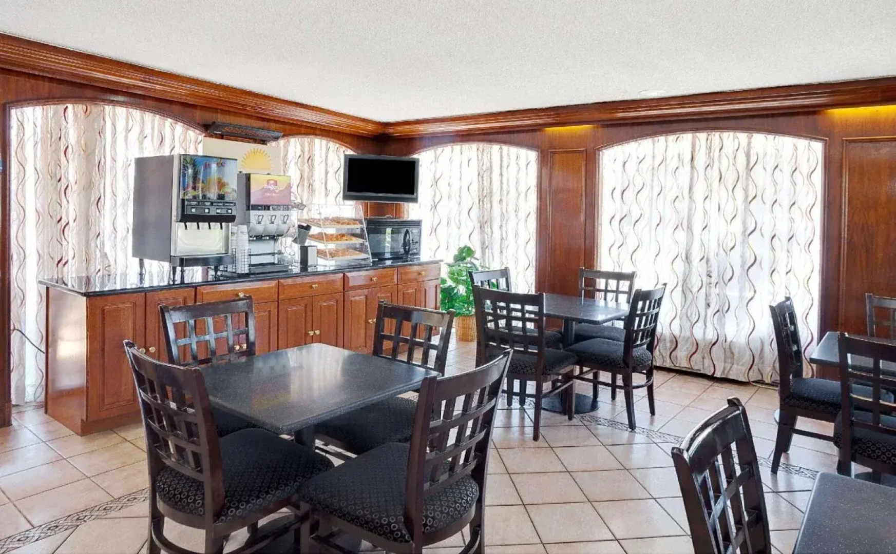 Days Inn Elk Grove Village Chicago OHare Airport West