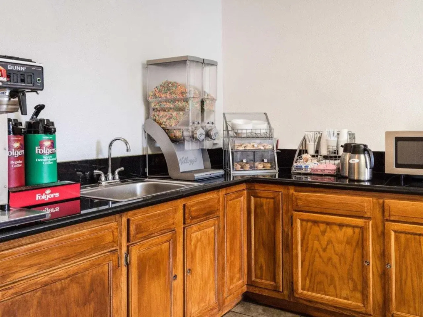 SureStay Hotel by Best Western Norfolk Little Creek