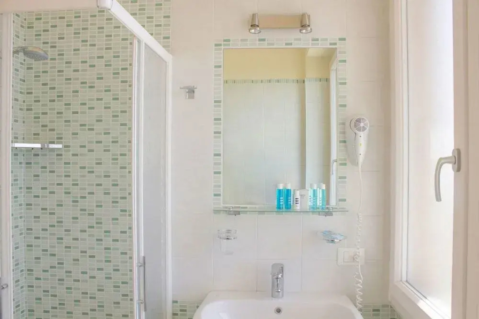 The Lighthouse Rooms