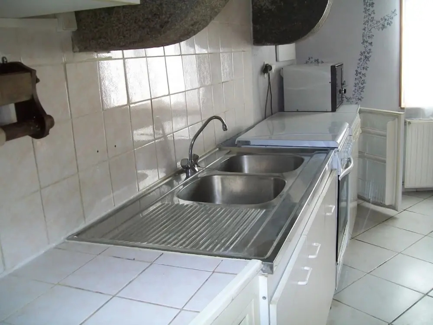 House With 3 Bedrooms in Reffuveille, With Furnished Garden and Wifi