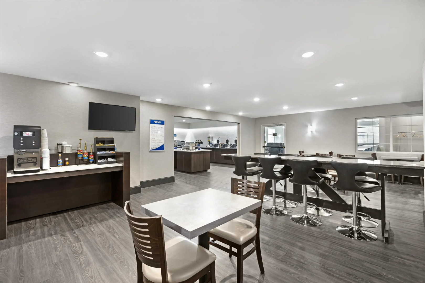 Best Western Cooperstown Inn & Suites