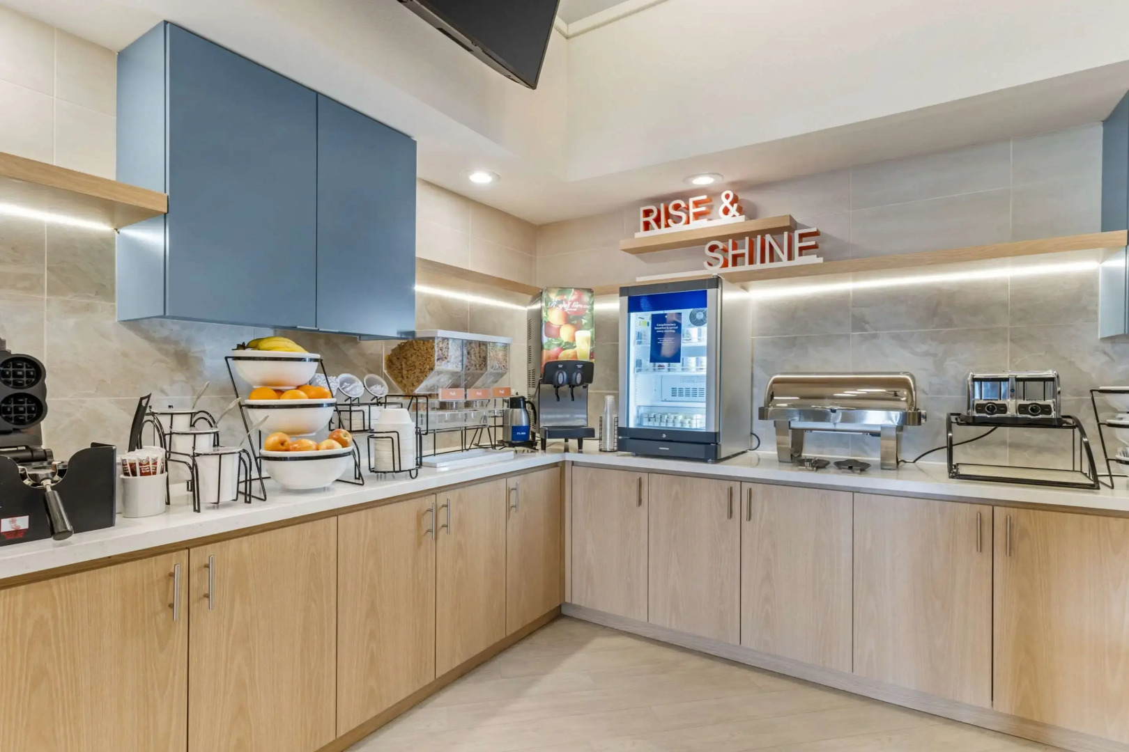 Comfort Inn Marina on the Monterey Bay