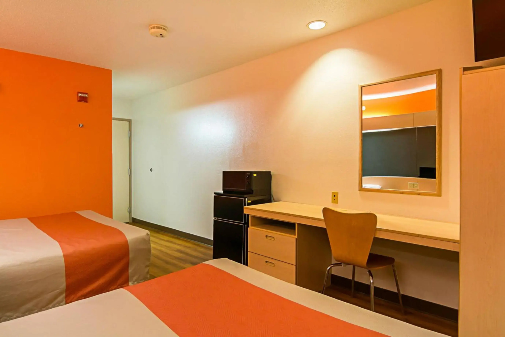 Motel 6 Sycamore, IL