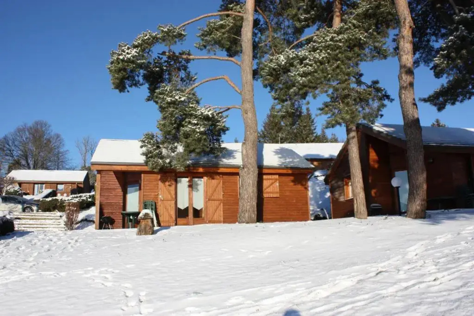 Volcans Vacances Les Chalets Du Lac