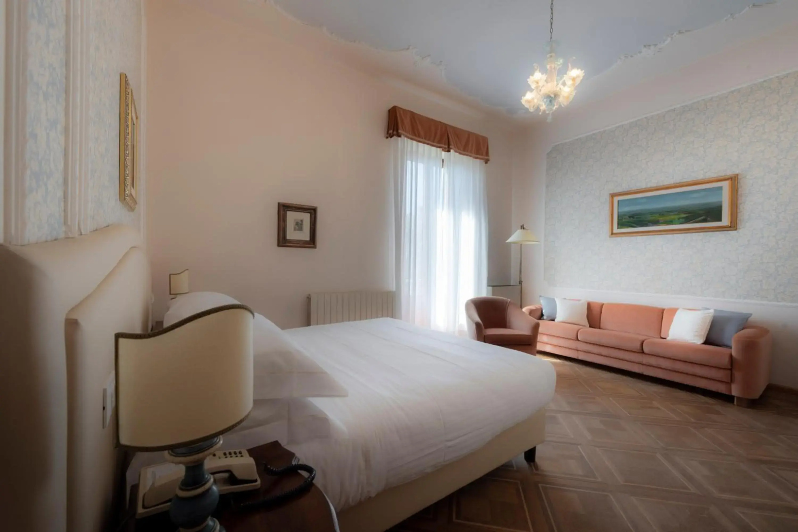 Villa Scacciapensieri Boutique Hotel