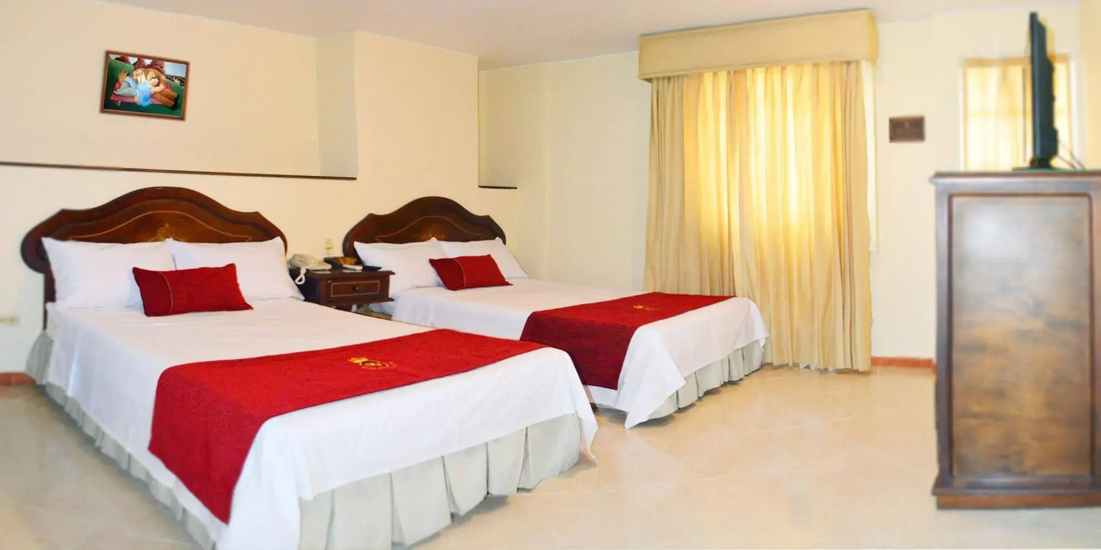 Hotel Plaza Versalles