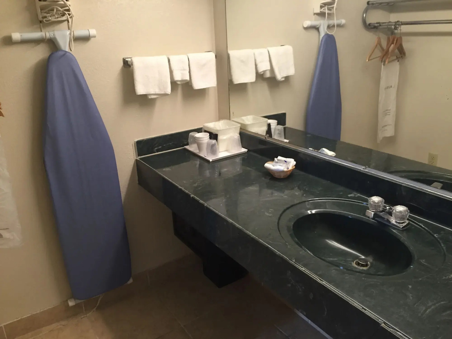 Travelodge by Wyndham Lynchburg