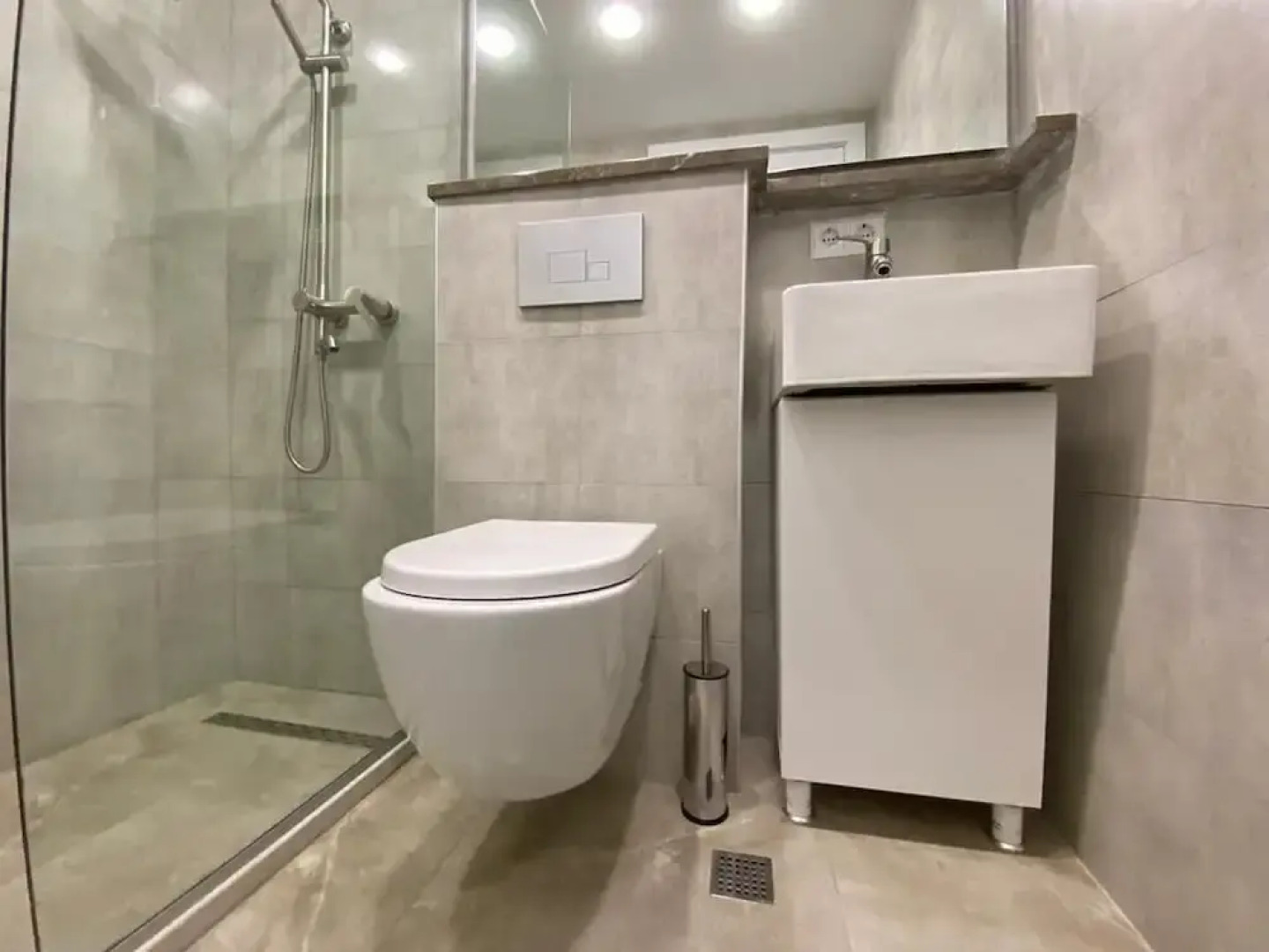 Отель The Tbilisi Pod