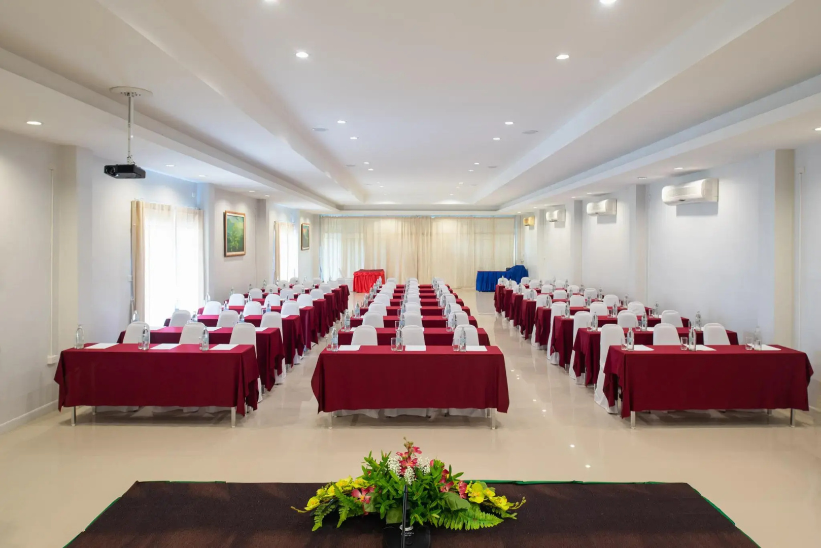 Royal Lanta Resort & Spa