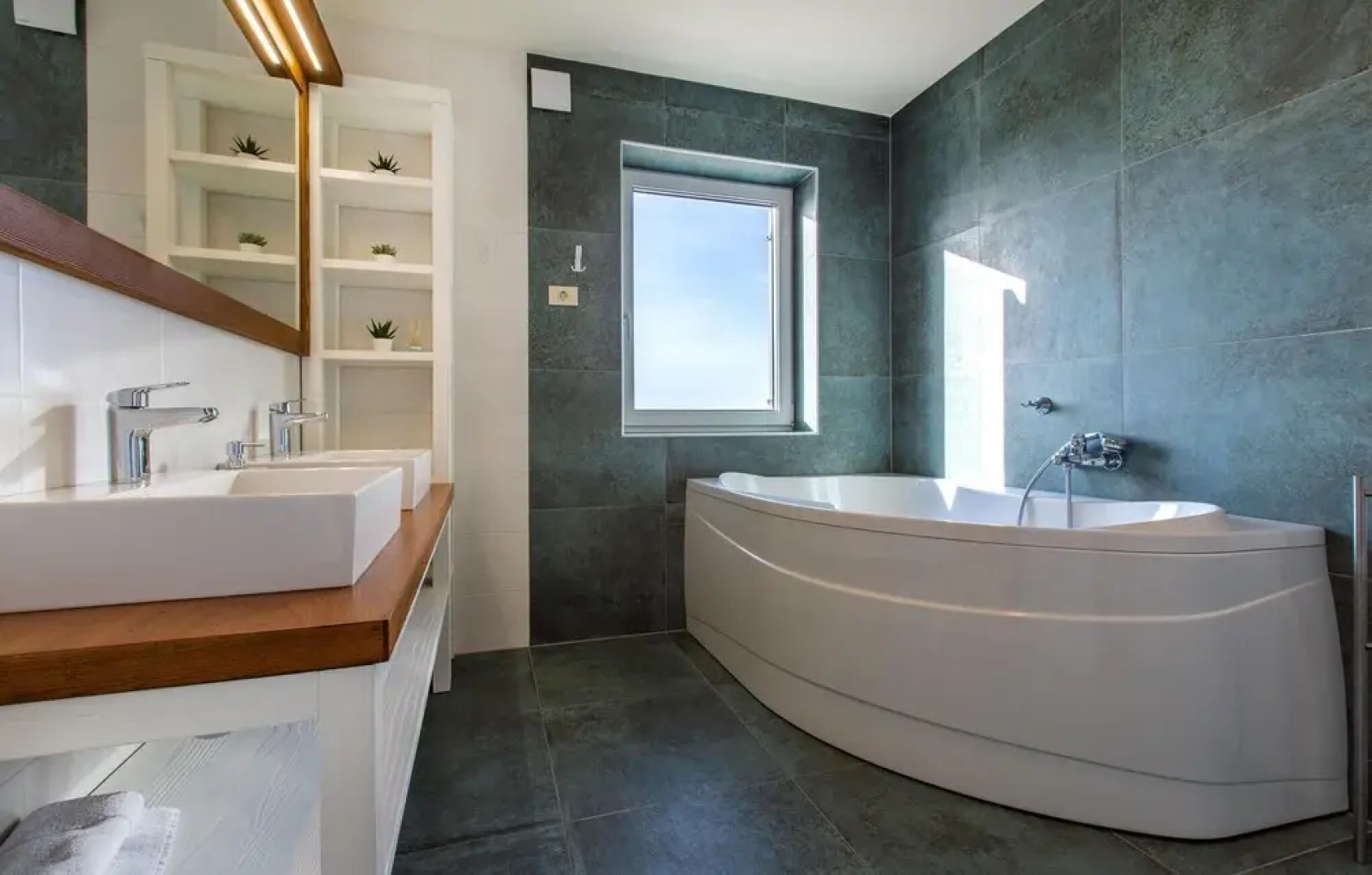 Awesome Home in Gracisce With Outdoor Swimming Pool, Sauna and 6 Bedrooms