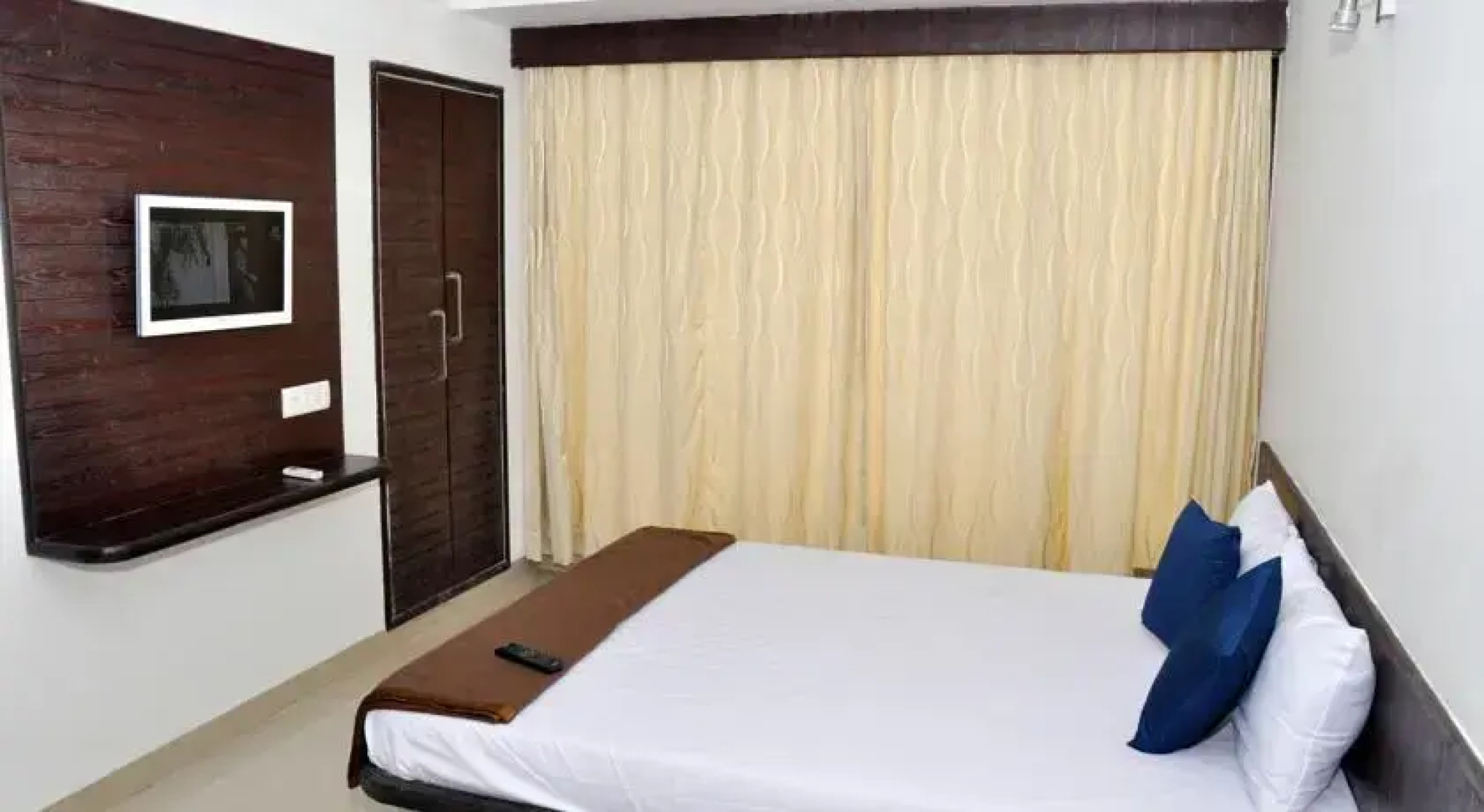Hotel Keshav