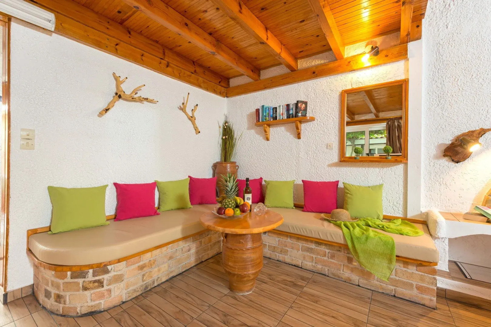 Elefteria Apartments