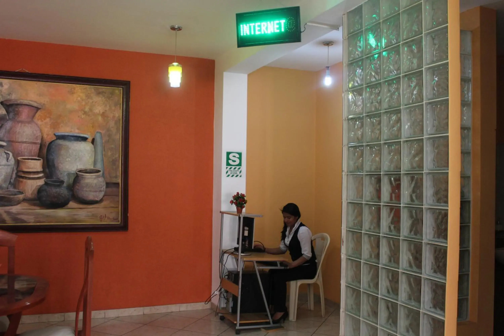 Retamas Hotel