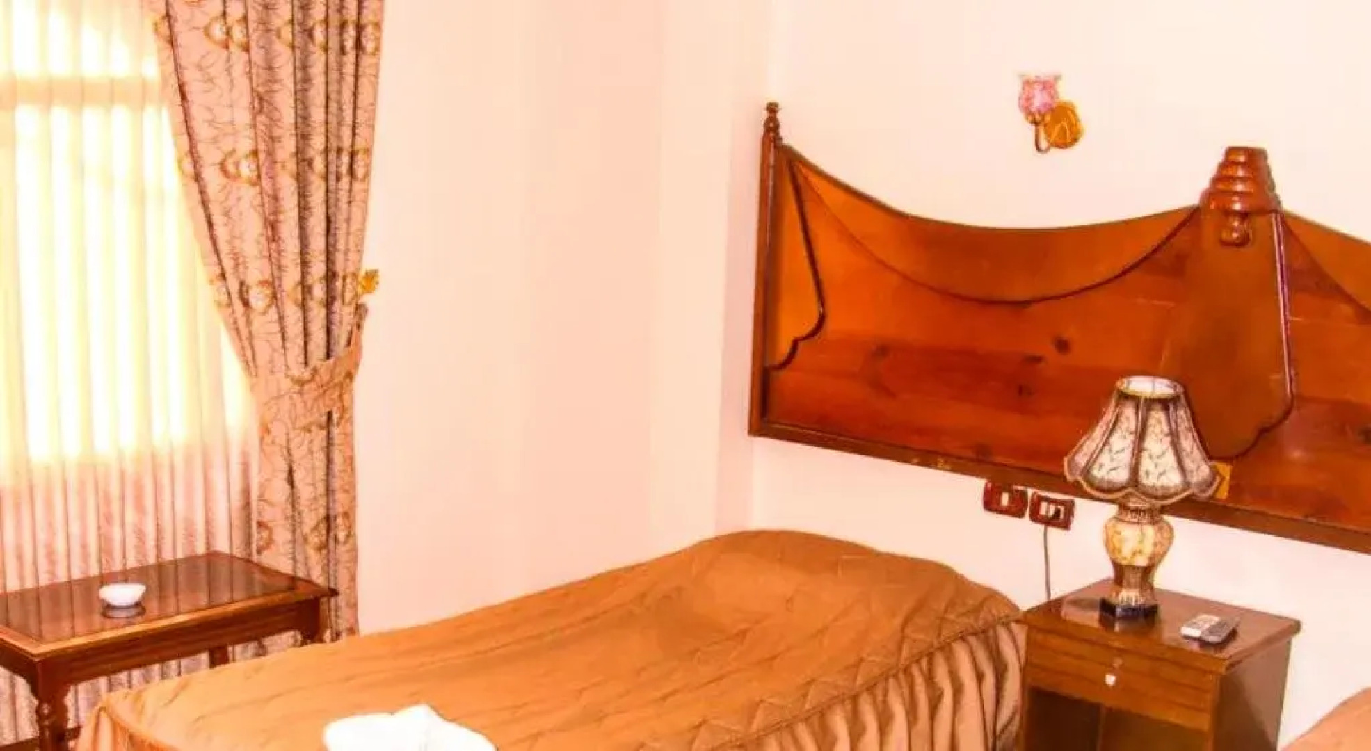 Al Anbat Midtown Hotel