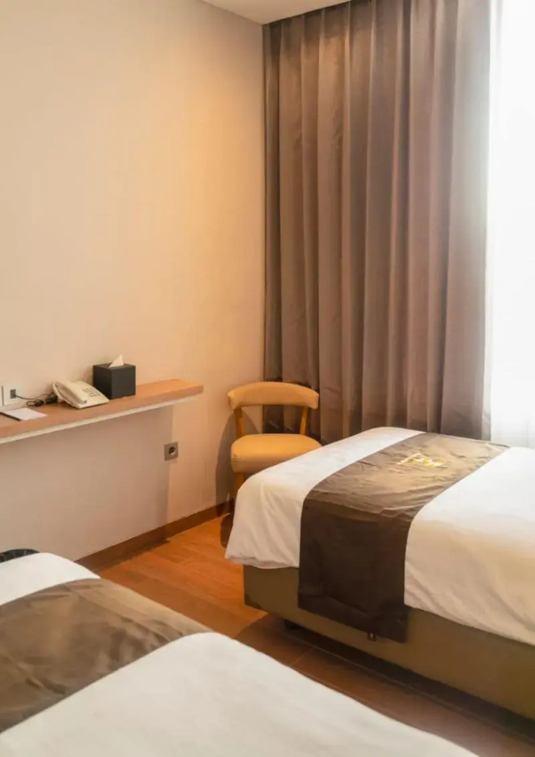 Zenith Premiere Hotel Baubau