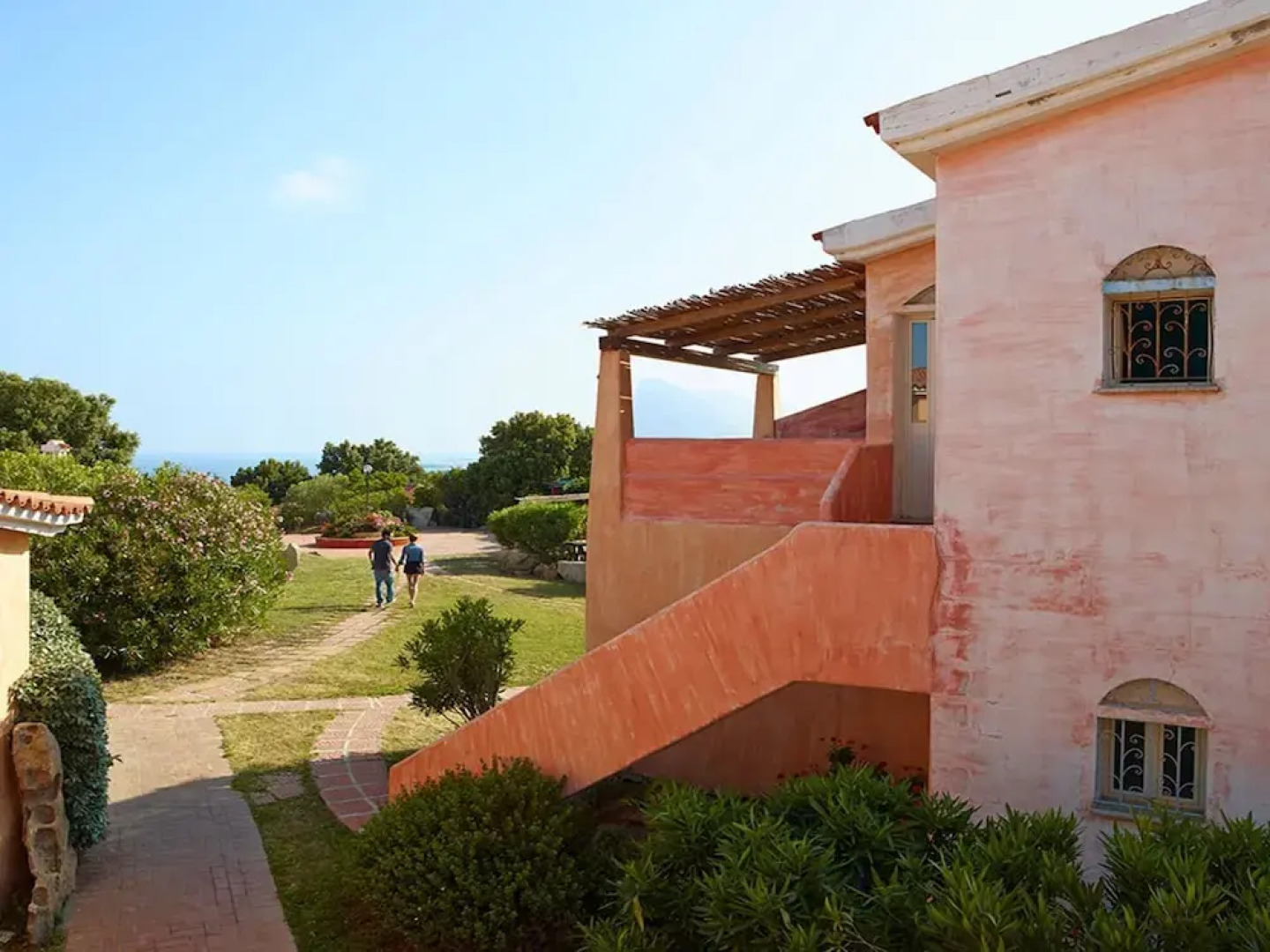 Well-kept Apartment With two Bedrooms not far From the sea