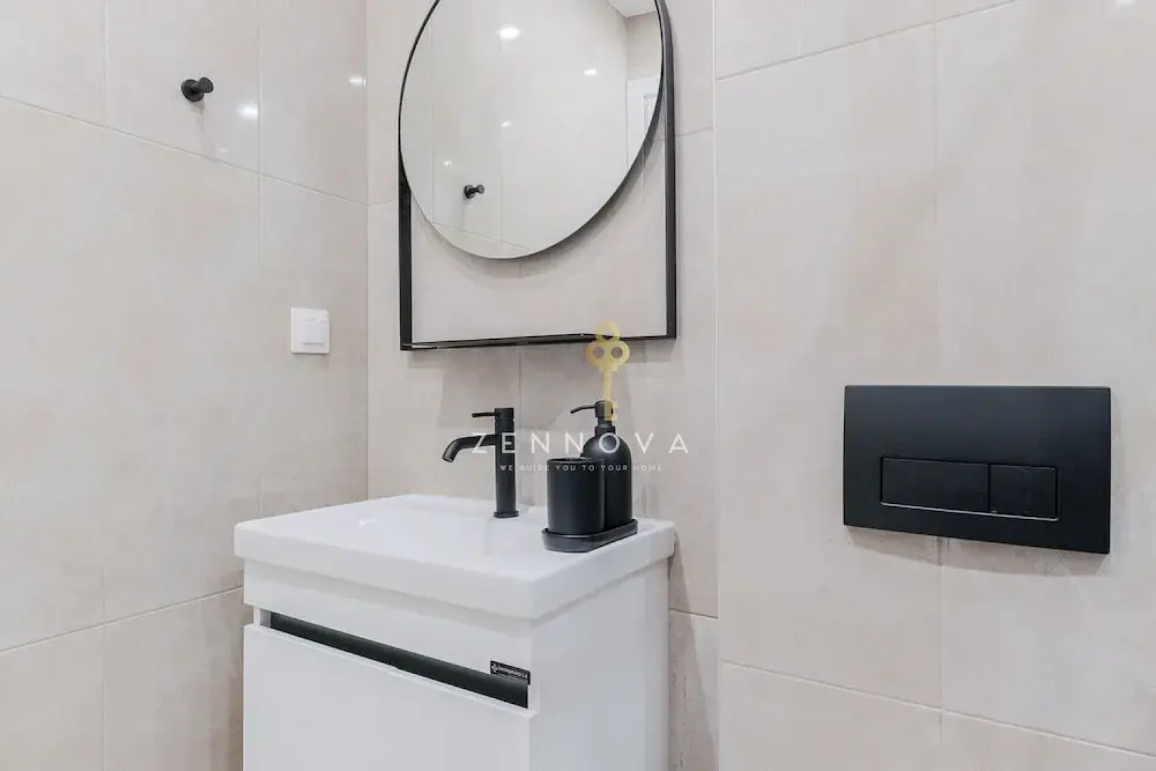 Zennova 72 Tsinari Luxury Suite