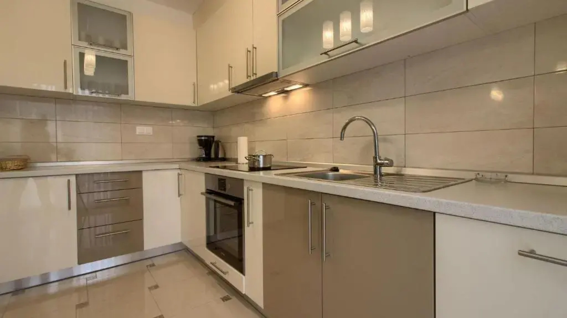 Luxury Vila compelx Aurora-Mar with 2 pools and 8 bedrooms, 200m from the beach