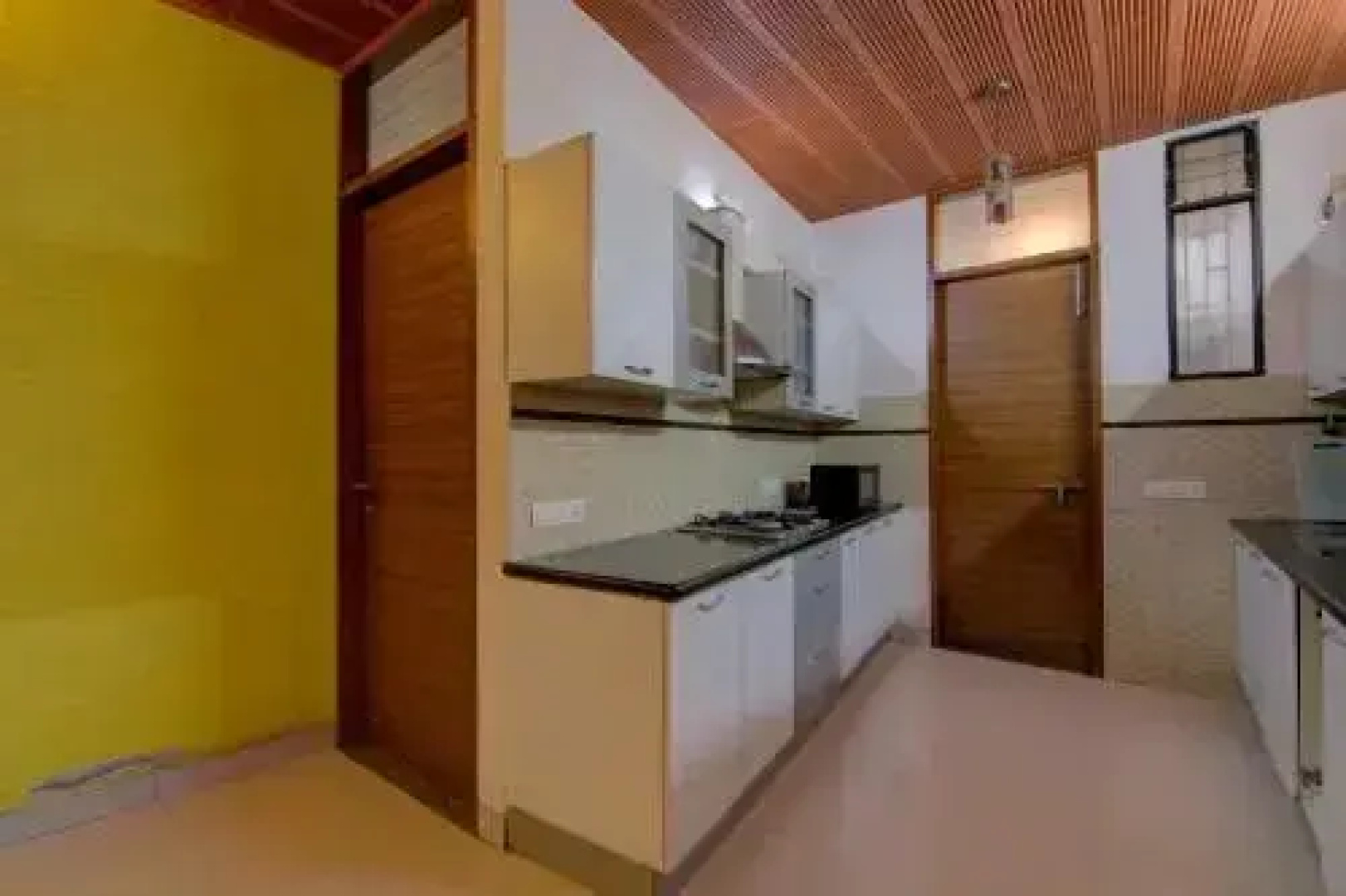 Sunshine Suites