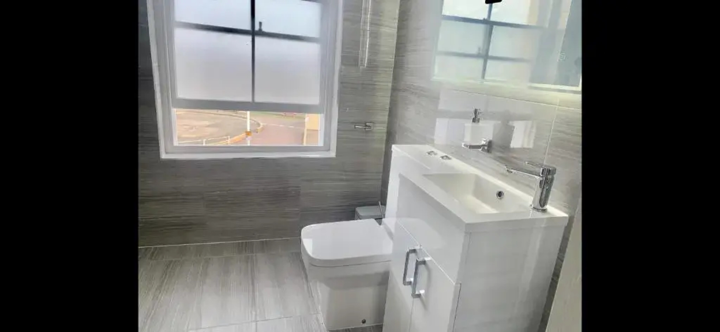 Master accommodation suite 3 sea view